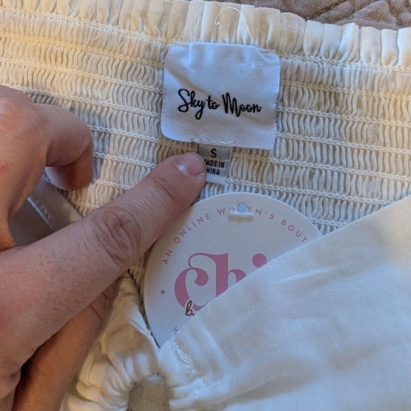 Top - Picture 3 of 3